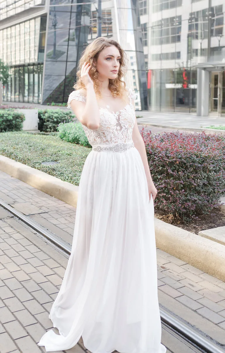 Abigail: Chiffon overskirt
