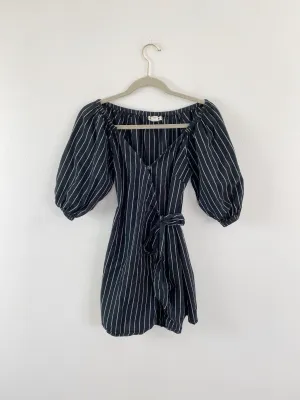 Billabong off the shoulder wrap Romper XS