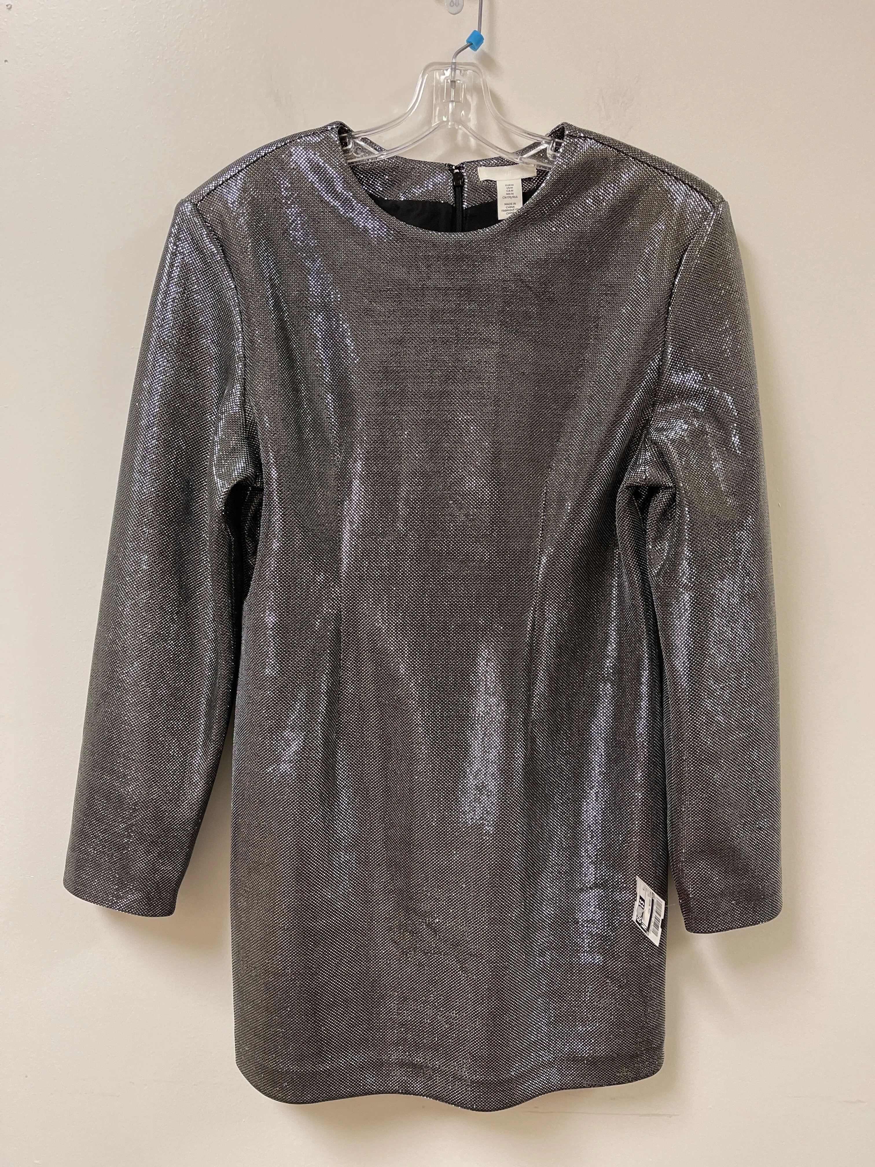 Dress Casual Midi By H&m  Size: M