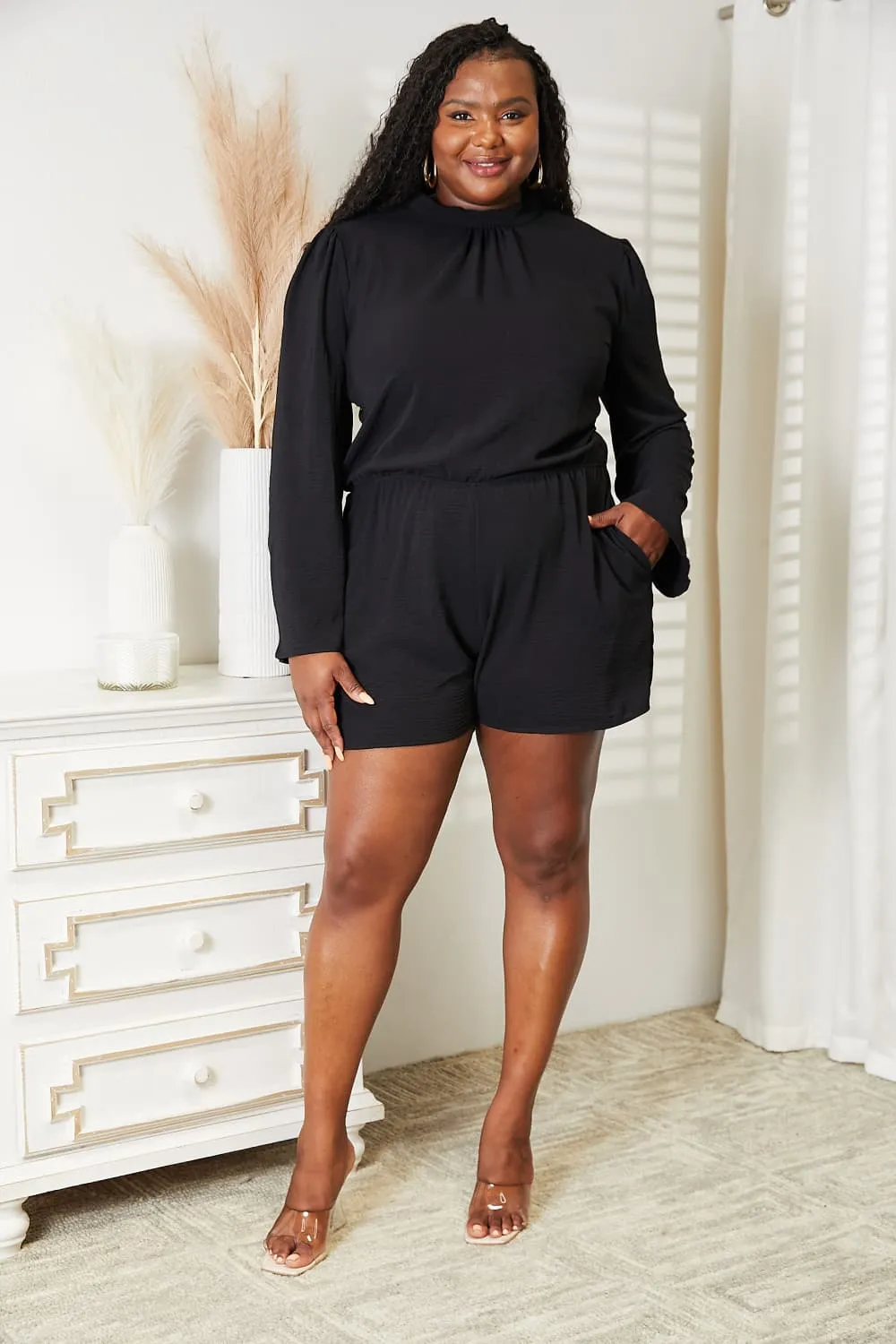 HOLLA OPEN BACK ROMPER W/POCKETS