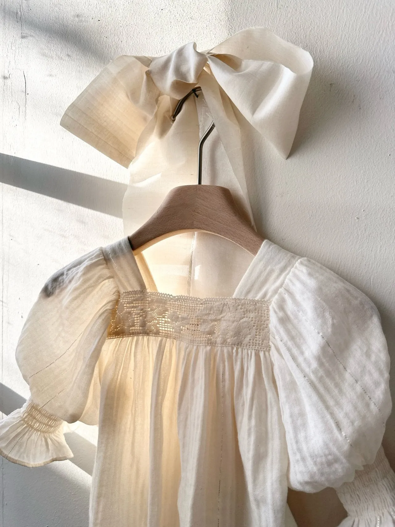 Vintage Puff Sleeve Romper | Cream