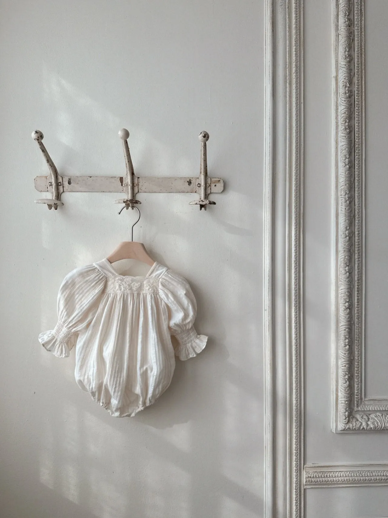 Vintage Puff Sleeve Romper | Cream